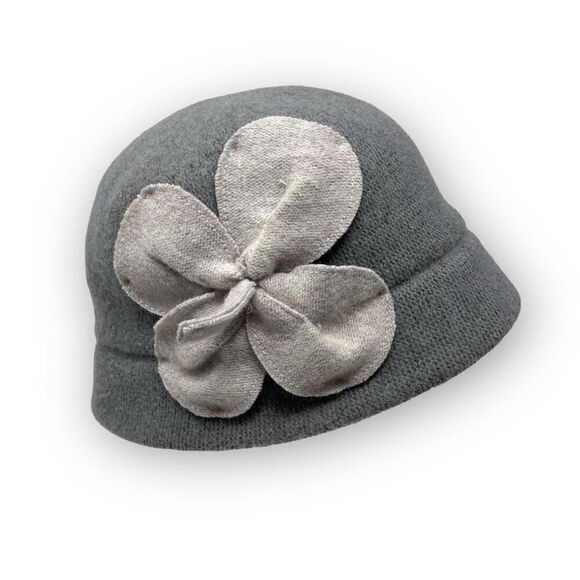 August Accessories Flower Cloche Bucket Hat Gray Sweater Wool Blend Women’s OSFM - Picture 1 of 9